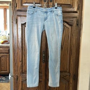 Delia*s Taylor jeans, size 3/4 petite, great condition!